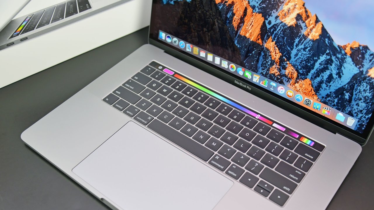 Apple MacBook Pro 15.4" Retina Touch Bar (2019) Core i7 16GB / 512GB SSD - Vista Detalle