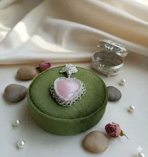 Dije Engaste Corazón Cuarzo Rosa