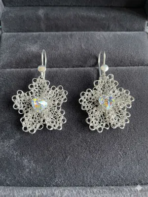 Aretes Flor de Plata Swarovski Modelo 1